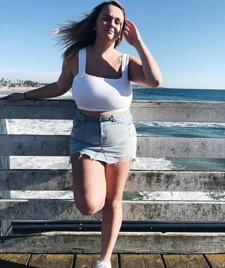 Foto di nudo di fuga di OnlyFans di Autumn Lee