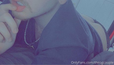 Foto di nudo di fuga di OnlyFans di Theogcouple