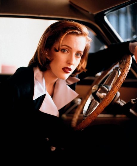 Gillian Anderson