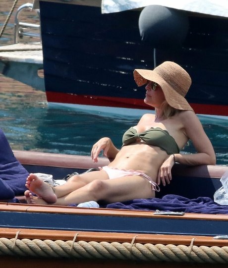 Gillian Anderson