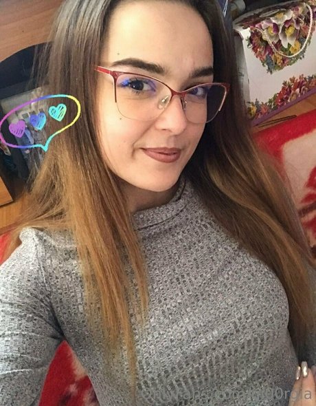 Foto di nudo di fuga di OnlyFans di Gi00rgia