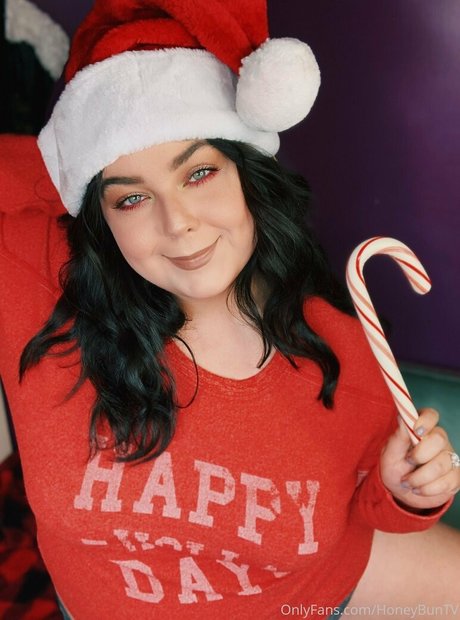 Foto di nudo di fuga di OnlyFans di Honeybuntv