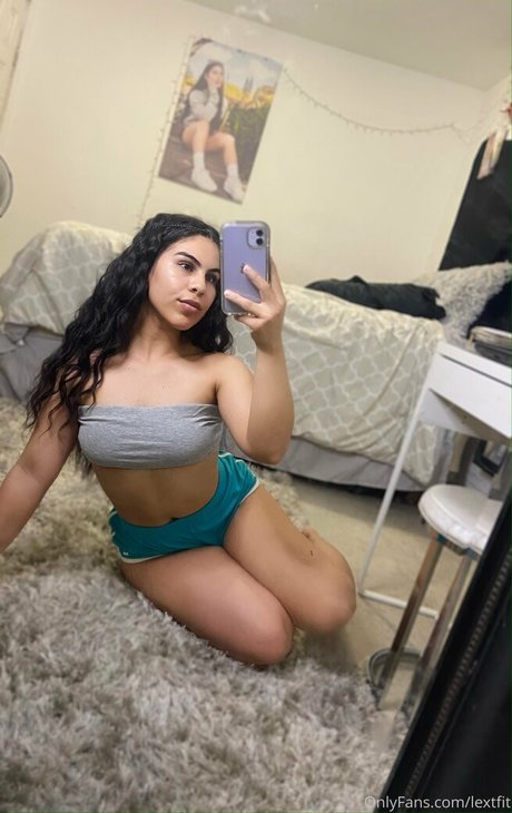 Foto di nudo di fuga di OnlyFans di Alexisbtelles