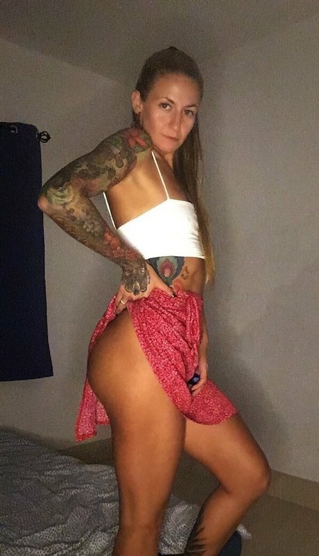 Beebeefitgirl