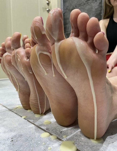 Emilybaileyfeet