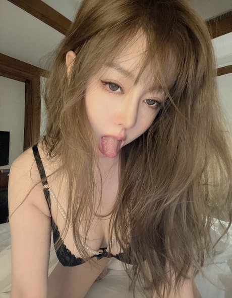 Foto di nudo di fuga di OnlyFans di Wang Yu Chun