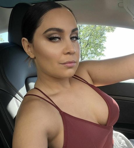 Foto di nudo di fuga di OnlyFans di Anna Abreu