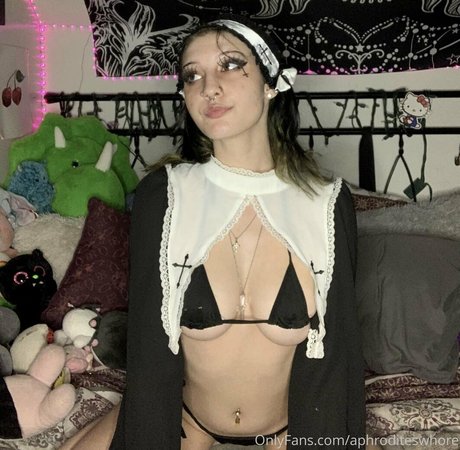 Foto di nudo di fuga di OnlyFans di Aphroditeswhore