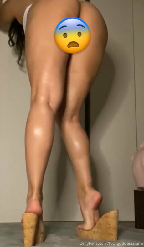 Footgoddessnami