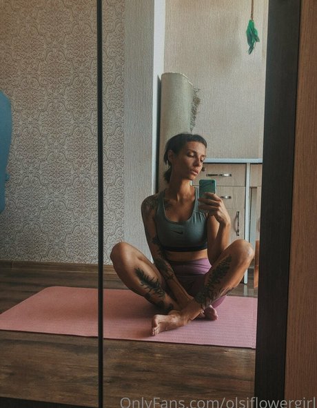 Olsiflowergirl