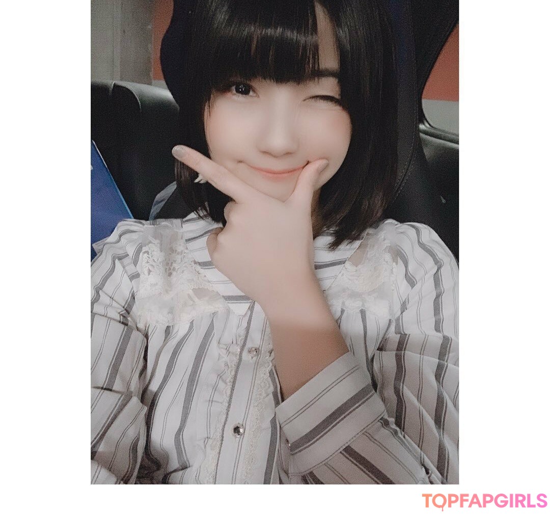 Foto di nudo di fuga di OnlyFans di Ayameapricot #1375