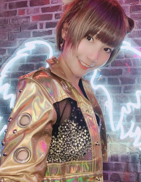 Ayame_apricot