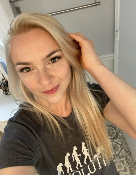 Mandy Marx