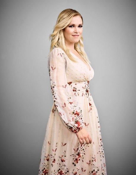 Foto di nudo di fuga di OnlyFans di Eliza Taylor