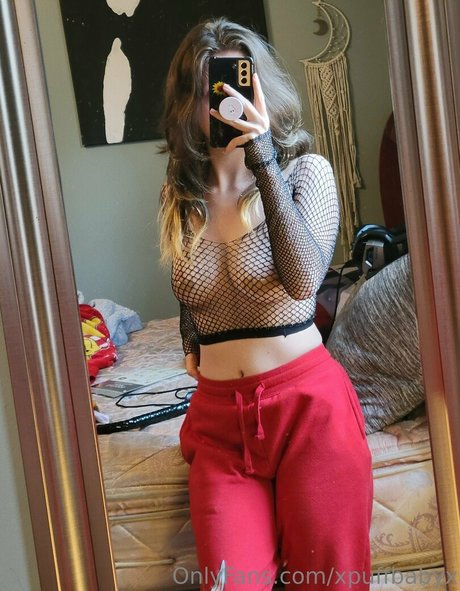 Foto di nudo di fuga di OnlyFans di Xpuffbabyx