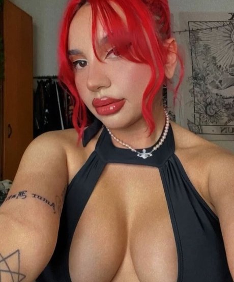 Foto di nudo di fuga di OnlyFans di Lucifena