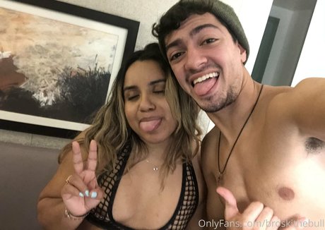 Foto di nudo di fuga di OnlyFans di Broskithebull