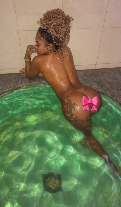 Foto di nudo di fuga di OnlyFans di Cynthya Cybelle