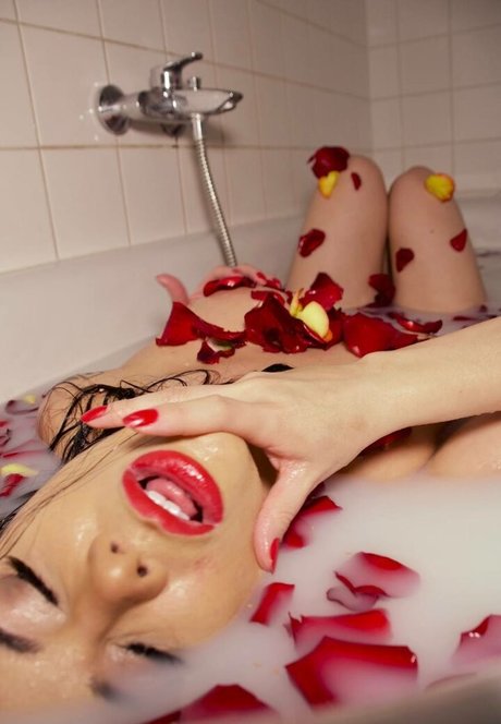 Foto di nudo di fuga di OnlyFans di La Phoenix Ksu