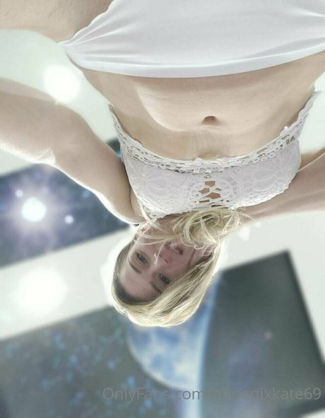 Foto di nudo di fuga di OnlyFans di Phoenixkate69