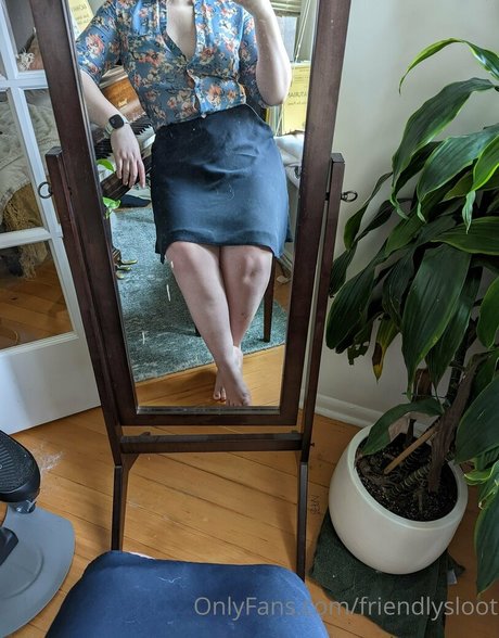 Foto di nudo di fuga di OnlyFans di Friendlysloot
