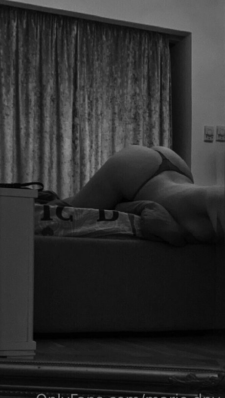 Foto di nudo di fuga di OnlyFans di Mariedny