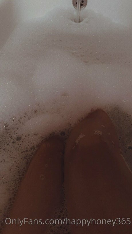 Foto di nudo di fuga di OnlyFans di Happyhoney365