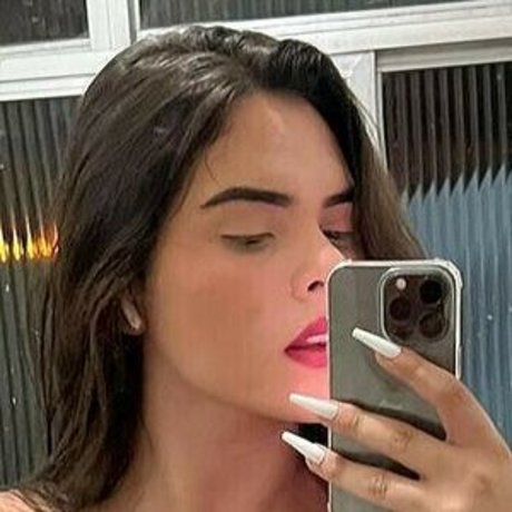 Foto di nudo di fuga di OnlyFans di Chrxxstina1