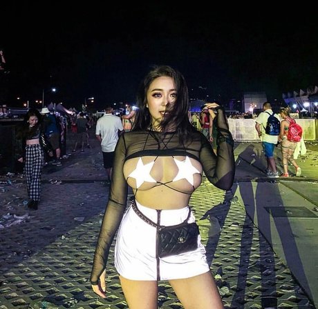 Foto di nudo di fuga di OnlyFans di Rebecca Liu