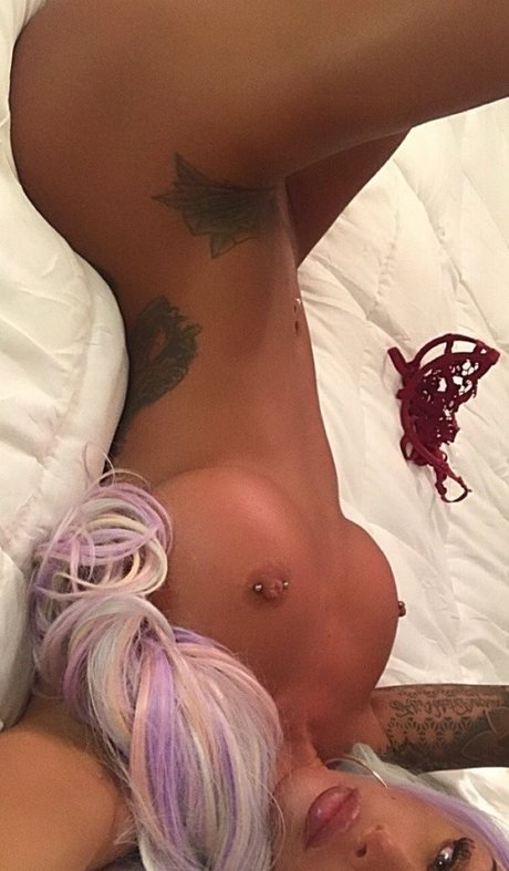 Foto di nudo di fuga di OnlyFans di Badasscassfit