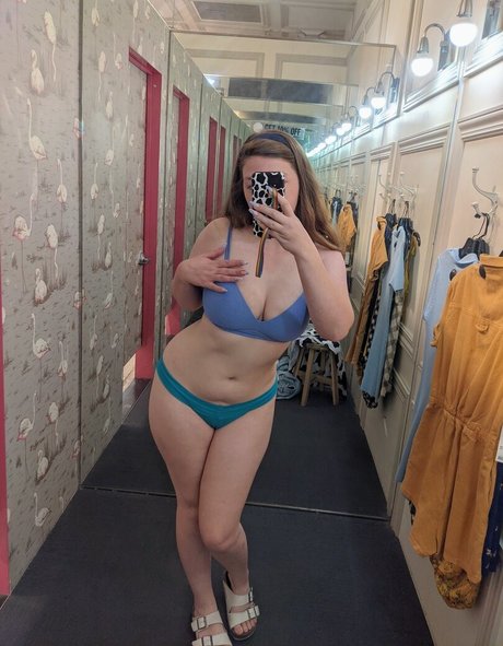 Foto di nudo di fuga di OnlyFans di Eightbitbailey
