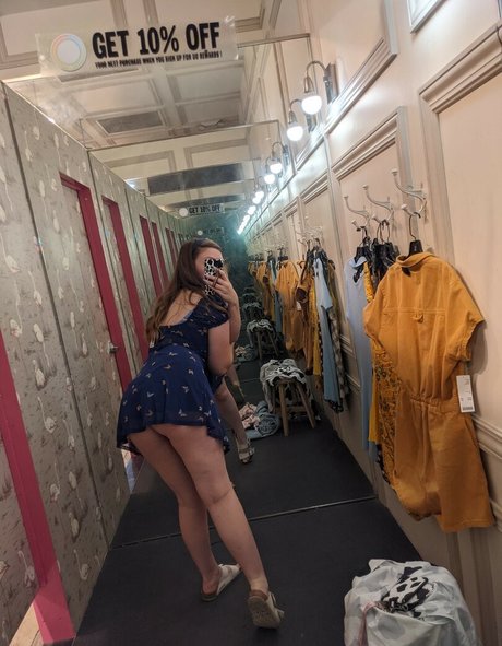 Foto di nudo di fuga di OnlyFans di Eightbitbailey
