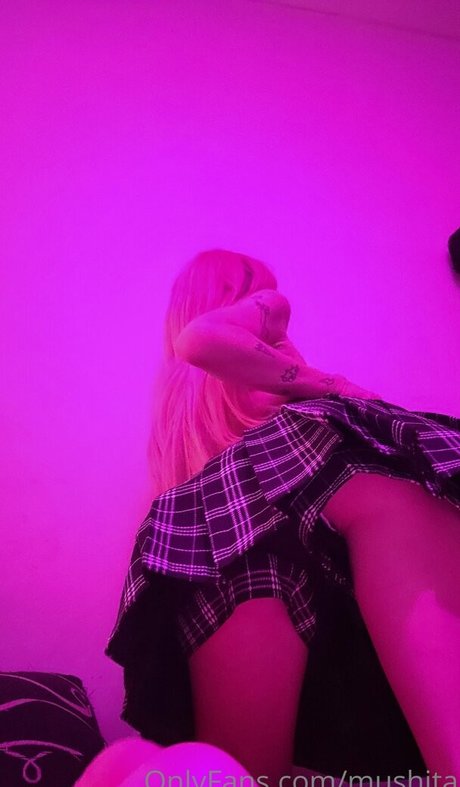 Foto di nudo di fuga di OnlyFans di Mushita