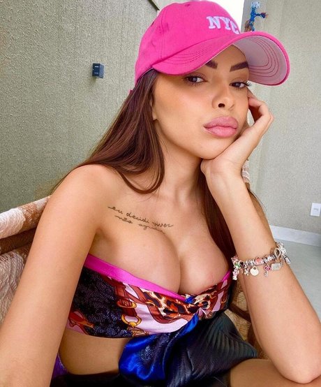 Foto di nudo di fuga di OnlyFans di Jessica Soares