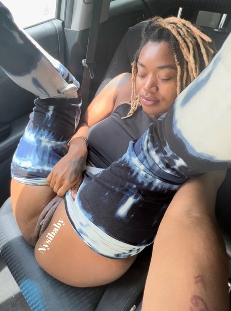 Foto di nudo di fuga di OnlyFans di Nysibaby