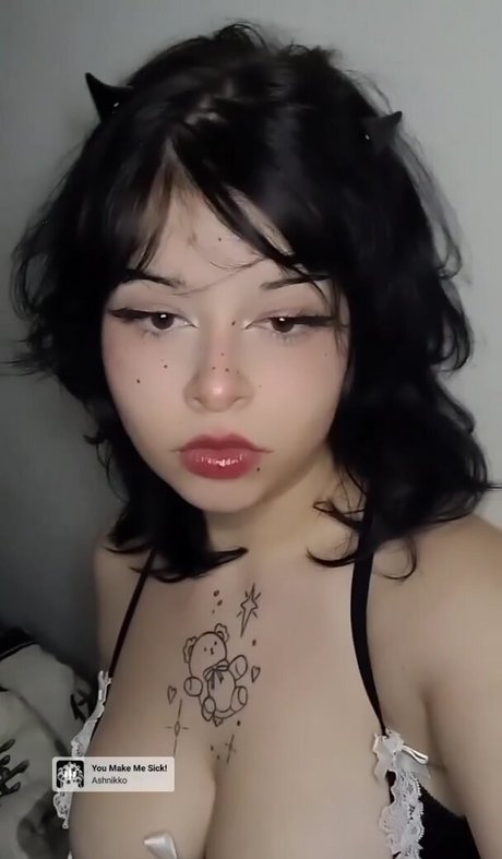 Foto di nudo di fuga di OnlyFans di Violet Fox
