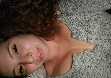 Foto di nudo di fuga di OnlyFans di Pipermaepeach
