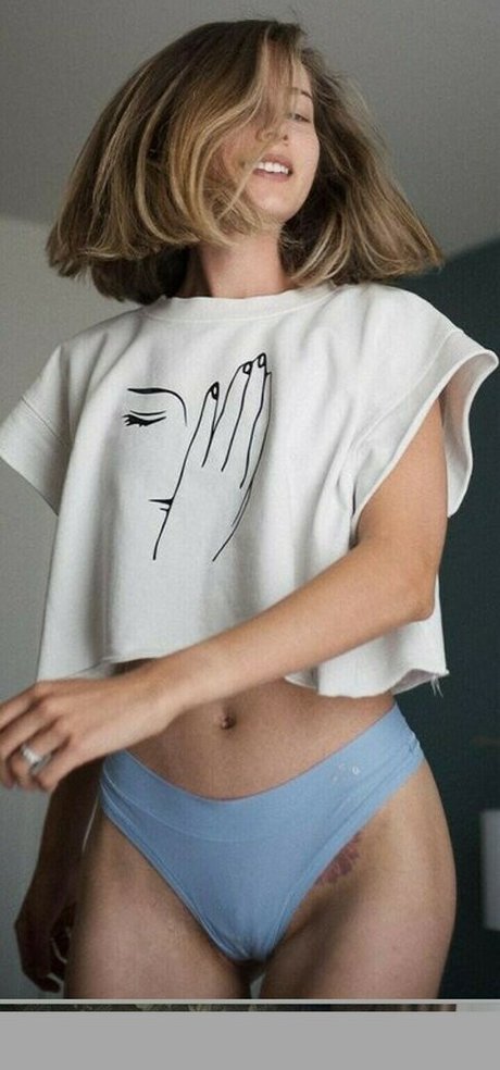Cait Del Mar