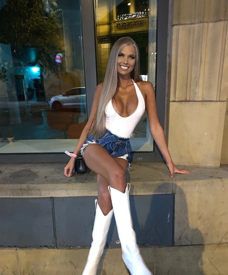 Foto di nudo di fuga di OnlyFans di Sylvijaa