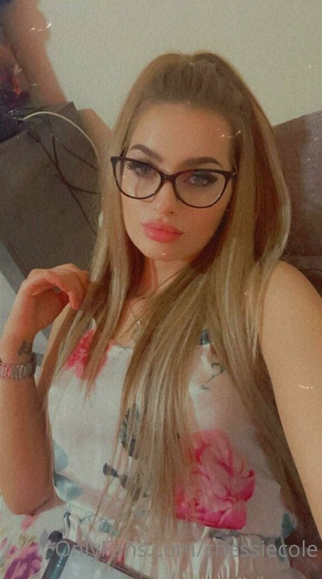 Foto di nudo di fuga di OnlyFans di Chessiecole