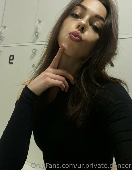 Foto di nudo di fuga di OnlyFans di Urprivatedancer