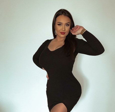 Emina Jahi