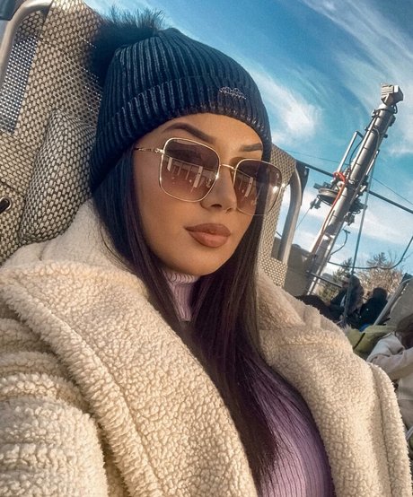 Emina Jahi