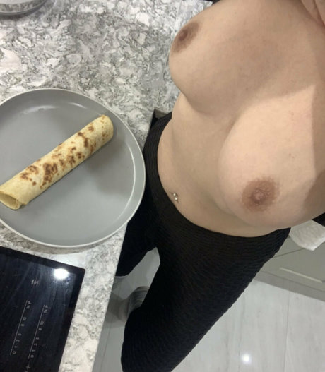 Milfcharlieerose3