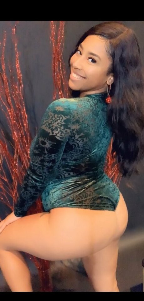 Foto di nudo di fuga di OnlyFans di Prettymilly