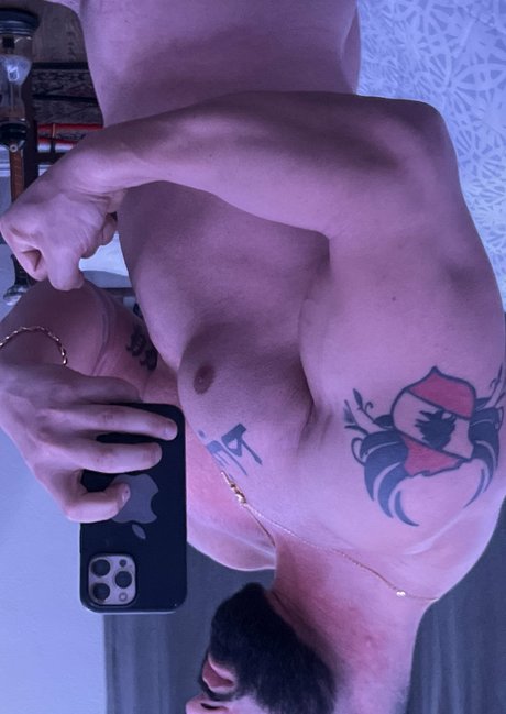 Foto di nudo di fuga di OnlyFans di Muscleflexx