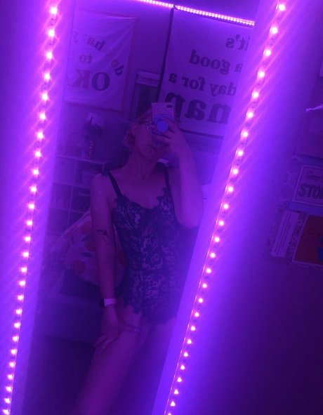 Anna1001